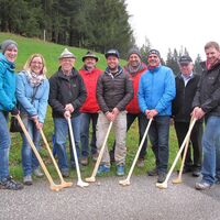 Die Ausschussmitglieder des TVB Annaberg-Lungötz haben die einzelnen Gaudi Golf Stationen in Eigenregie entworfen und gefertigt.