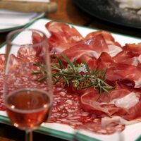 Köstlichkeiten vom Mangalitza Schwein