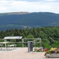 Ausblick Rathaus und Masserberg-Information
