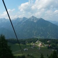 Abfahrt mit Sessellift
