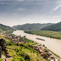 Ausblick von der Ruine Hinterhaus in Spitz