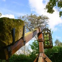 Schubstuhl an der Stadtmauer