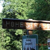 Weiter mit der hohen Strasse