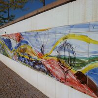 Majolikawand im Brühlpark Calw