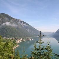 Am Besinnungsweg - schöne Ausblicke zum See