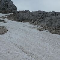 steiles Schneefeld im Hermann-Wöhs-Steig