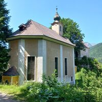 Petruskapelle und Kalvarienweg