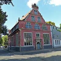 Frühherrenhaus