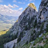 Beim Aufstieg gibts immer eine schöne Aussicht.