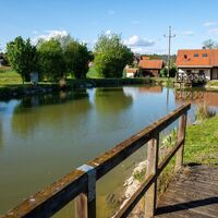 Loimether Teich mit Rastplatz