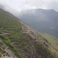 0.6 km Hintergrund: Straße aufs Stilfser Joch