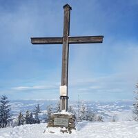 Masenberg Gipfelkreuz Winter in der Oststeiermark