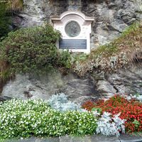 Das Denkmal erinnert an die sechs Bad Gasteiner Kuraufenthalte der Kaiserin Elisabeth.