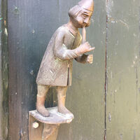 An einer Holztür entdeckt