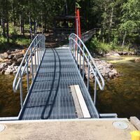 Ilkonsaaren Fußgängerbrücke