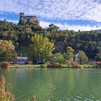 Altarmostseite Blick nach Süd zur Burg Greifenstein