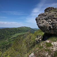 Weg auf den Graten von Sur Lyand