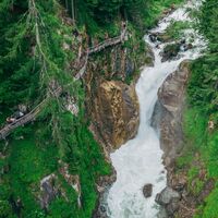 Wanderung durch die imposante Groppensteinschlucht