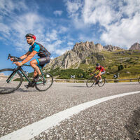 Canazei - Passo Fedaia - Passo Pordoi - Canazei - ©Archivio APT Val di Fassa
