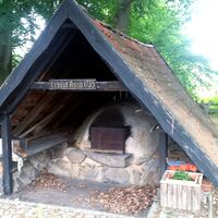 Historischer Backofen in Soltendieck (erbaut 1735)