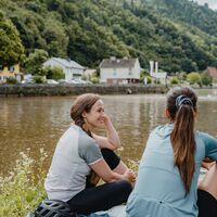Radfahrerinnen Gasthof Gierlinger Obermühl an der Donau