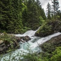 Stromschnelle in der Höllschlucht