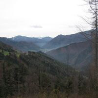 Aufstieg  zum Hainfelder Kirchenberg