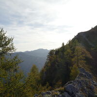 Rückblick zum Gipfelkreuz