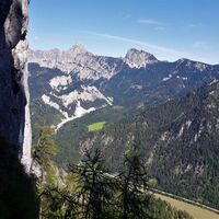 Blick auf den Kleinen Buchstein (li.) und Tieflimauer (BIldmitte) Blick Richtung Norden