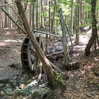 Mühle am Wanderweg Richtung Gebertsham