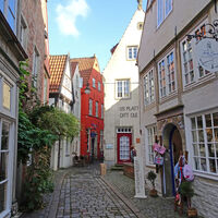 Verschiedene Geschäfte im Bremer Schnoorviertel