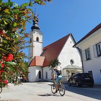 Die Kirche im Dorf Mošnje
