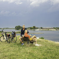 Am Laßrönner Elbdeich