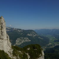 wir kommen höher und blicken zum Stubwieswipfel