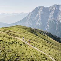 Trailrunning in der Region Seefeld Südwandsteig Leutasch - Blick auf die Hohe Munde.jpg