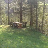 Idyllischer Rastplatz am Höhenweg