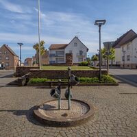 Hawebrunnen in der Ortsmitte von Clausen