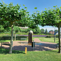 Skulpturenpark mit Brunnen