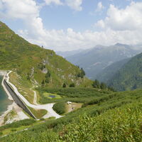 bei der Staumauer angekommen ist es nicht mehr weit zur Hütte