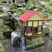 Miniaturhäuschen am Heiligen Brunnen
