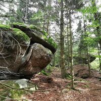 Felsengebilde nahe LuagaLucka Altmelon