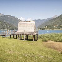 Pfahlbauten am Ledrosee