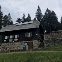 Kaltwiesenhütte...dann gehts gleich rechts zum Gipfelaufstieg