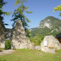 die gesamte Anlage ist gut erhalten und sehr gepflegt