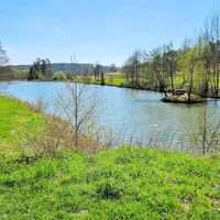 Anglerparadies 3. Teich mit Insel