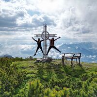 Gipfelkreuz Latschberg, CCE Wanderdörfer
