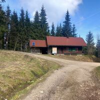 Bei dieser Wunderschönen Hütte ging ich links weiter