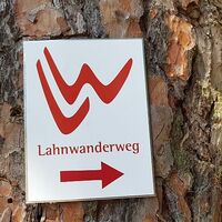 Mit dem roten LW unterwegs auf dem Lahnwanderweg