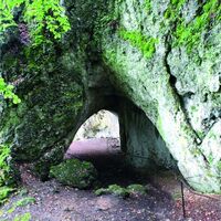 Dreieingangshöhle