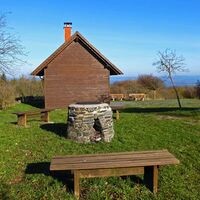Meiniger Hütte mit Grillplatz